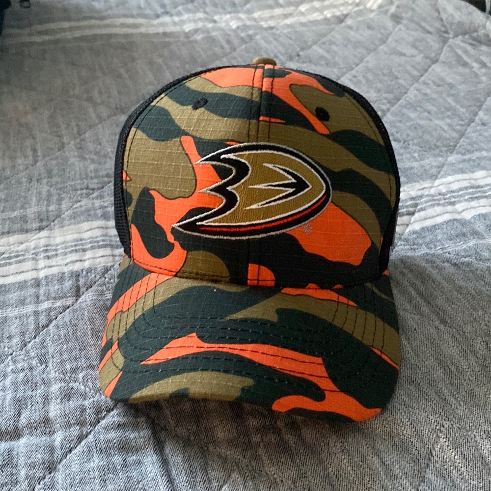 Anaheim Ducks Camo Hat
